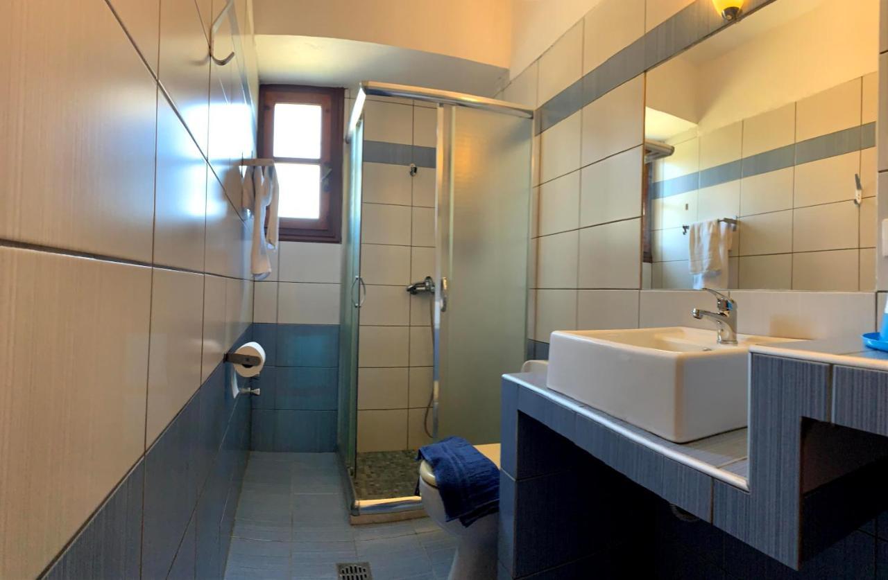 Villas Alexandra Skiathos Platanias  Exterior photo