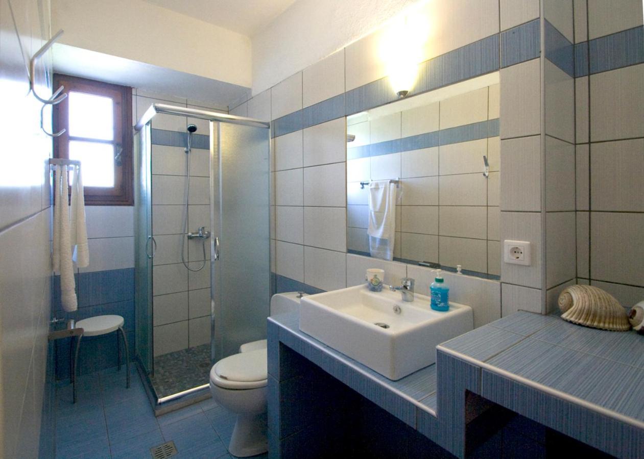 Villas Alexandra Skiathos Platanias  Exterior photo